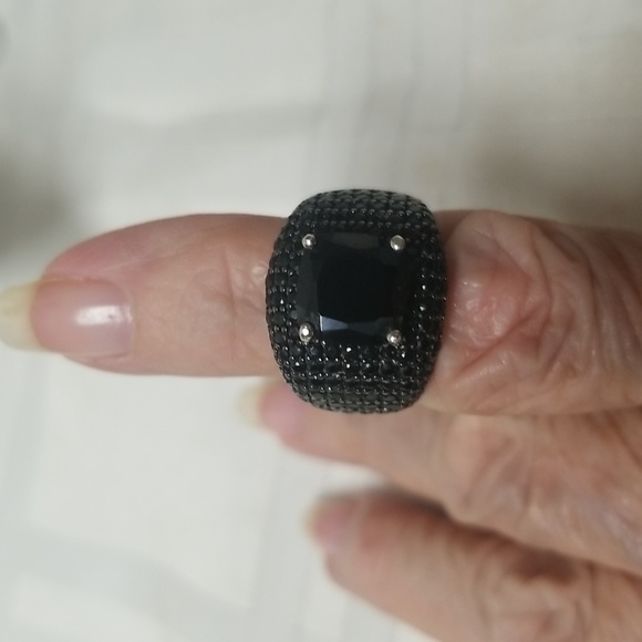 BLACK SPINEL Sz 6 Ring, 5.72 CTW, Excellent pre-owned Condition 925 SS - Picture 4 of 6